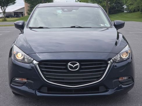 Used 2018 MAZDA MAZDA3 Touring FWD image 3