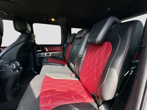 Used 2025 Mercedes-Benz G 63 AMG 4MATIC image 26