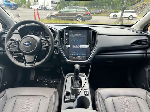 Used 2025 Subaru Crosstrek 2.5i Limited w/ Crosstrek Mirror Package AWD/4WD image 8