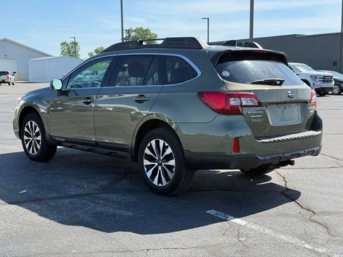 Used 2017 Subaru Outback 2.5i Limited AWD/4WD image 6