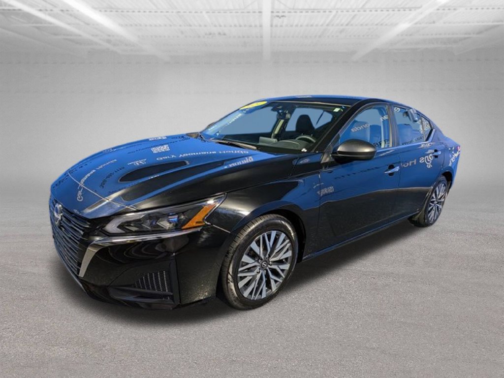 Used 2024 Nissan Altima 2.5 SV FWD image 9