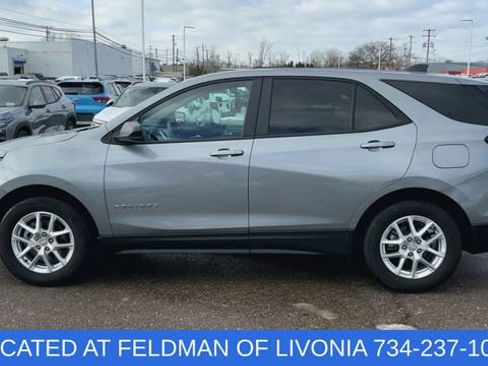 Used 2023 Chevrolet Equinox LS w/ LS Convenience Package image 5