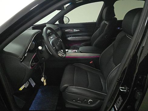 Used 2025 Genesis GV70 2.5T w/ Sport Prestige Package AWD/4WD image 5