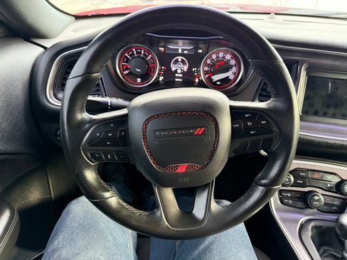 Used 2018 Dodge Challenger R/T RWD image 12