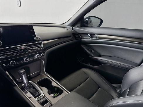 Used 2021 Honda Accord Sport image 22