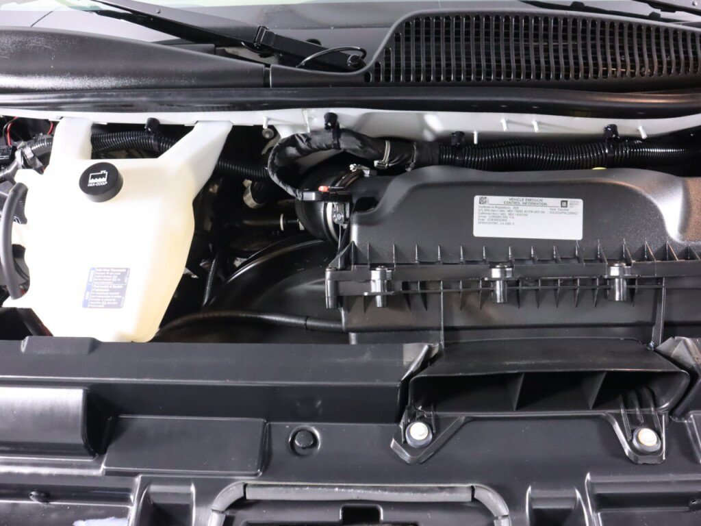 Used 2020 Chevrolet Express 3500 w/ Driver Convenience Package RWD image 39