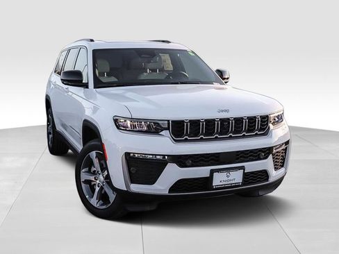 New 2026 Jeep Grand Cherokee L Limited w/ Luxury Tech Group II RWD image 2