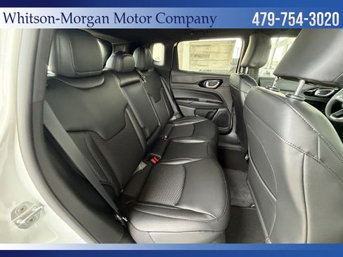 New 2026 Jeep Compass Latitude image 34