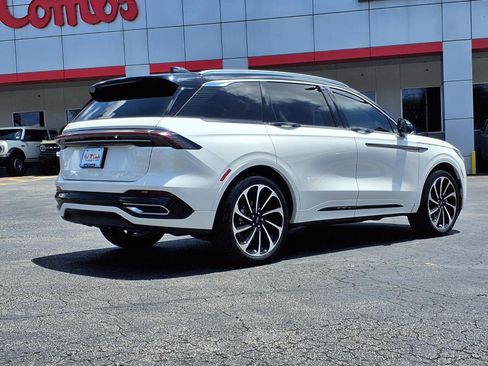 Used 2025 Lincoln Nautilus Black Label AWD/4WD image 6