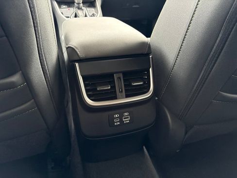 Used 2024 Subaru Outback Onyx Edition AWD/4WD image 24