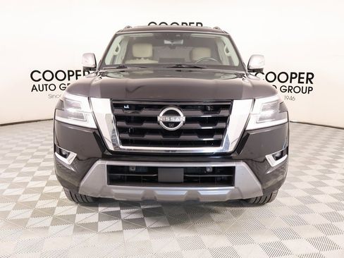 Used 2022 Nissan Armada Platinum w/ Captain's Chairs Package image 9