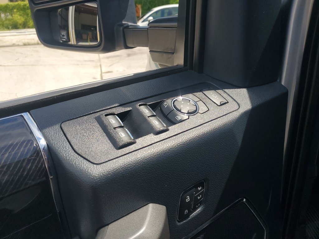 Used 2022 Ford F350 Platinum AWD/4WD image 30