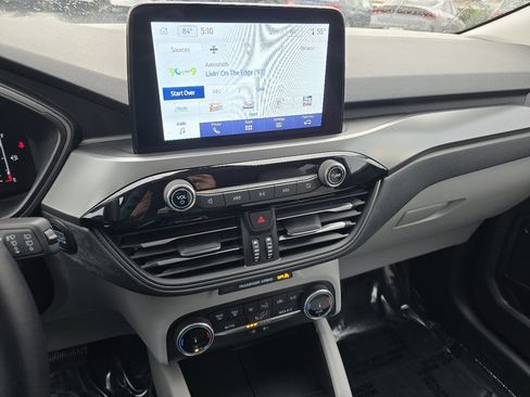 Used 2024 Ford Escape Active image 35