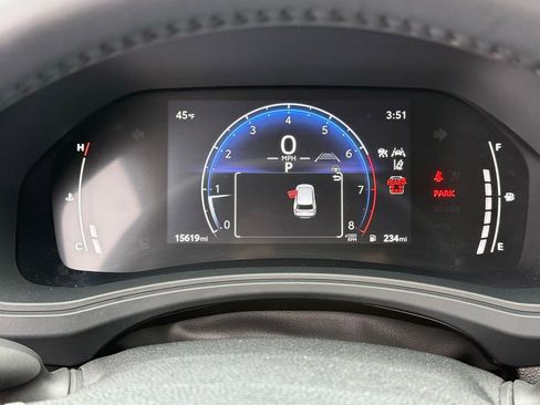 Used 2024 Toyota Grand Highlander XLE image 19