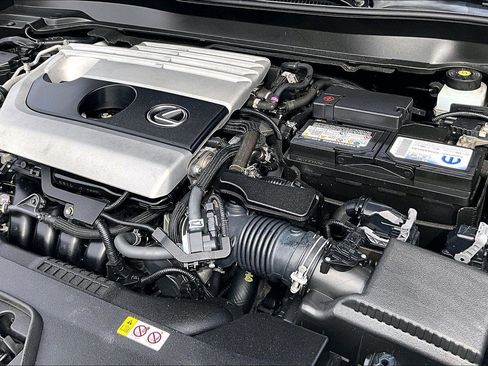 Used 2019 Lexus UX 200 F Sport w/ F Sport Premium Package image 33