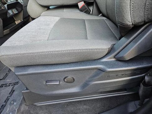 New 2026 Ford F250 XLT w/ FX4 Off-Road Package image 4