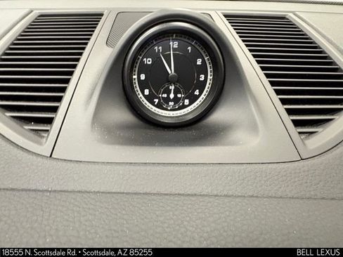 Used 2022 Porsche Macan AWD/4WD image 18