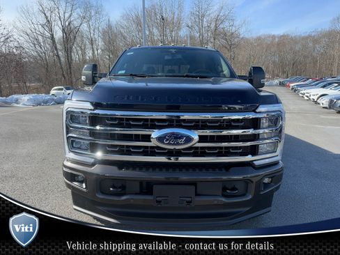 Used 2025 Ford F350 King Ranch w/ FX4 Off-Road Package image 3