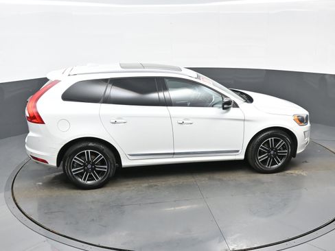 Used 2017 Volvo XC60 T5 Dynamic w/ Preferred Option Package image 41