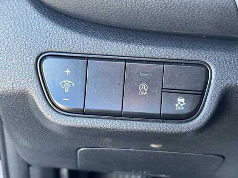 Used 2021 Kia Seltos LX image 16