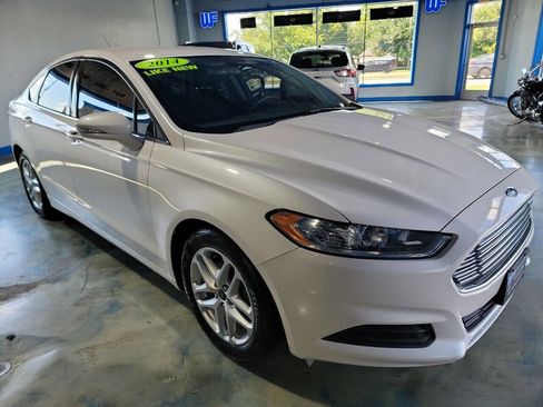 Used 2014 Ford Fusion SE image 7