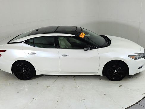 Used 2017 Nissan Maxima Platinum image 23