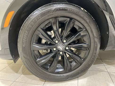 Used 2025 Buick Envista Sport Touring w/ Convenience II Package FWD image 27