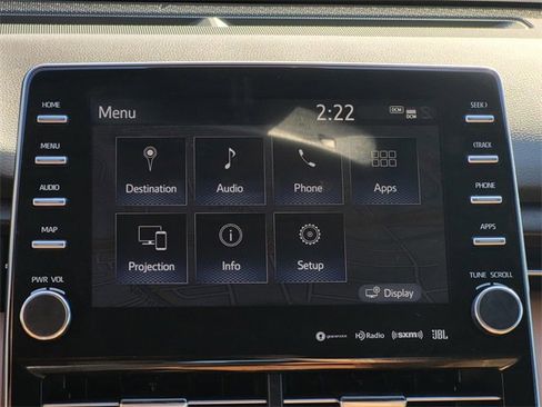 Used 2020 Toyota Avalon Limited image 22