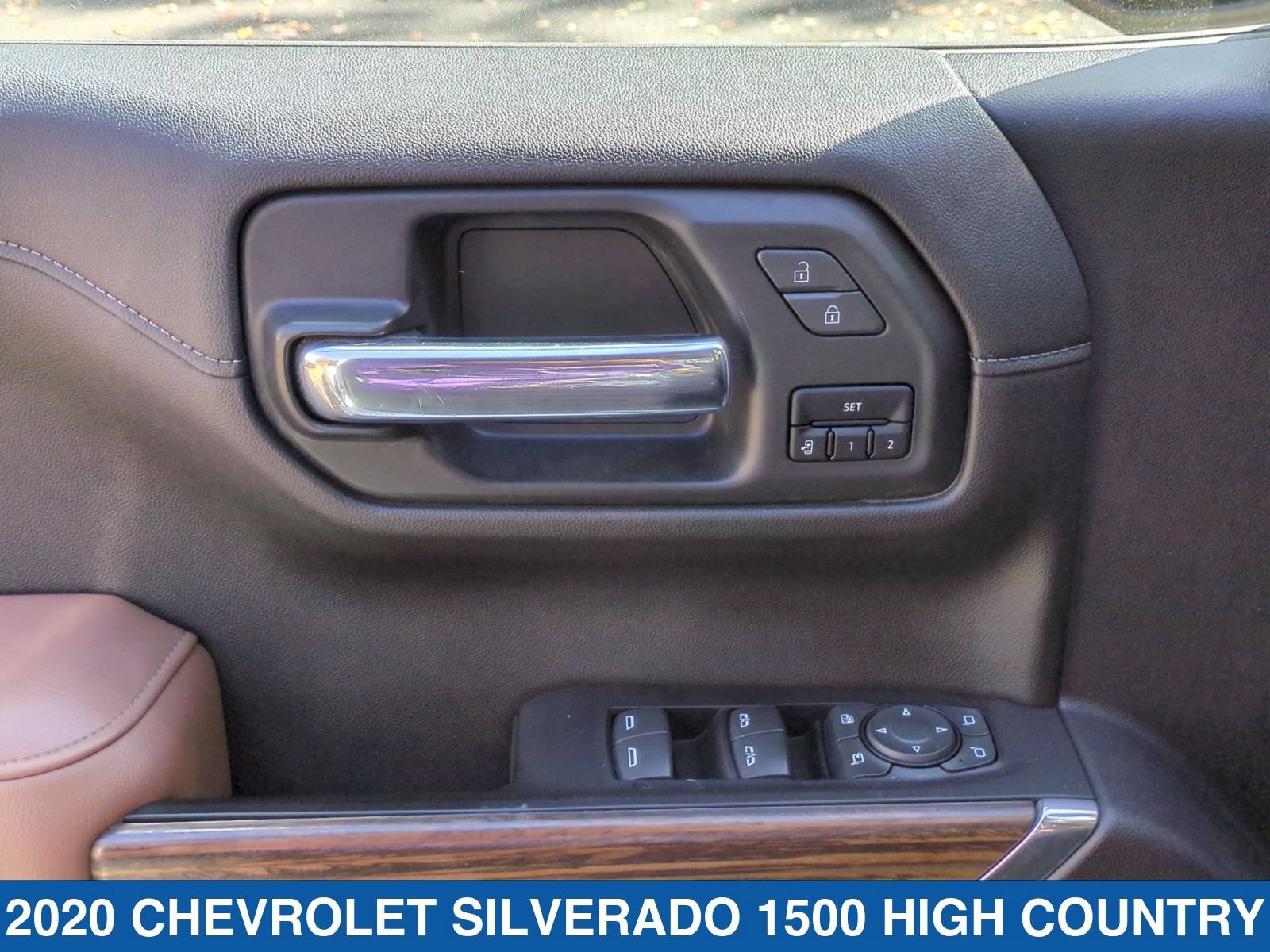 Used 2020 Chevrolet Silverado 1500 High Country w/ Technology Package AWD/4WD image 13