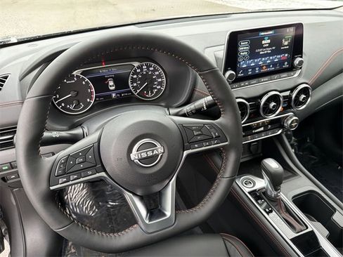 New 2025 Nissan Sentra SR w/ SR Premium Package image 17