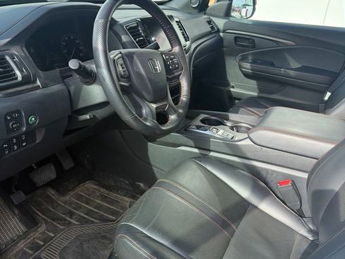 Used 2025 Honda Ridgeline TrailSport image 11