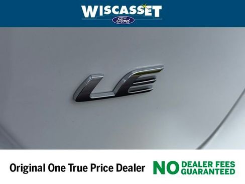 Used 2024 Toyota Corolla LE image 17