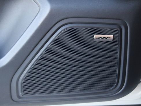 New 2026 Porsche Macan GTS image 14