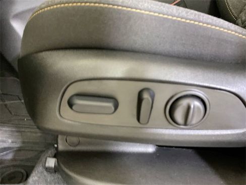 Used 2024 Chevrolet Equinox LT w/ LPO, Floor Liner Package image 25