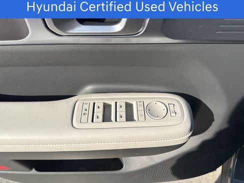 Used 2025 Hyundai Santa Fe SEL image 23