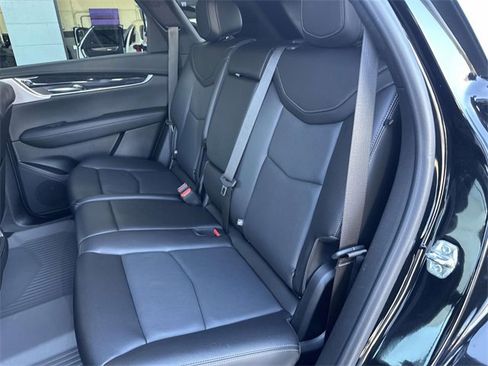 Certified 2022 Cadillac XT5 Premium Luxury w/ LPO, Floor Liner Package image 55