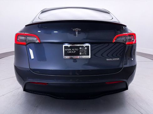 Used 2022 Tesla Model Y Performance AWD/4WD image 14