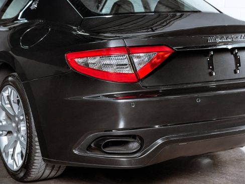 Used 2013 Maserati GranTurismo Sport RWD image 44