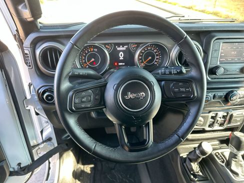 Used 2020 Jeep Wrangler Unlimited Sport S image 14
