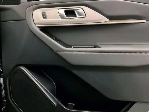 New 2026 Ford Explorer Active image 23