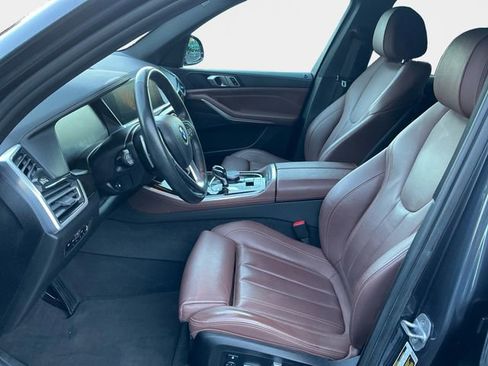 Used 2019 BMW X5 xDrive40i w/ Premium Package 2 image 9