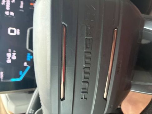 Used 2024 GMC Hummer EV 2X AWD/4WD image 15