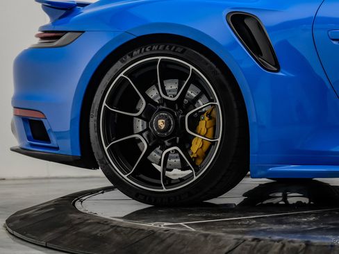 Used 2022 Porsche 911 Turbo S AWD/4WD image 91