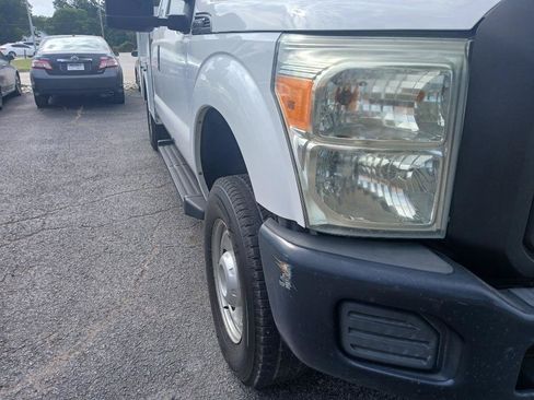 Used 2011 Ford F250 XL AWD/4WD image 7
