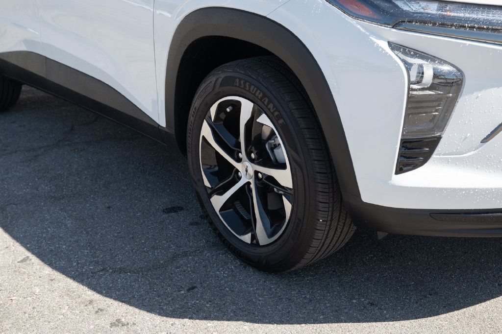 Used 2026 Chevrolet Trax RS w/ Driver Confidence Package FWD image 12