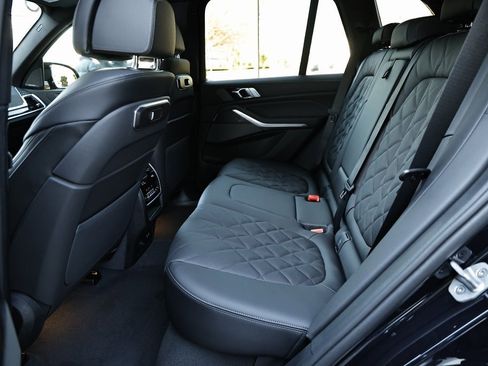 New 2026 BMW X5 M60i w/ Climate Comfort Package image 26