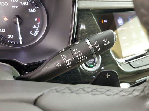 Used 2021 Cadillac XT6 Premium Luxury image 32