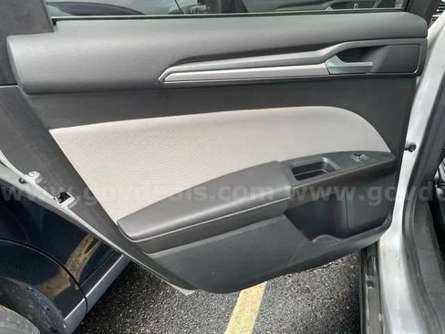Used 2016 Ford Fusion S FWD image 19
