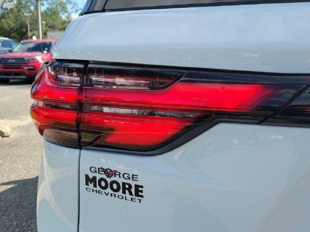 Certified 2023 Chevrolet Traverse LT AWD/4WD image 9