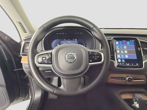 Certified 2023 Volvo XC90 B6 Plus image 12